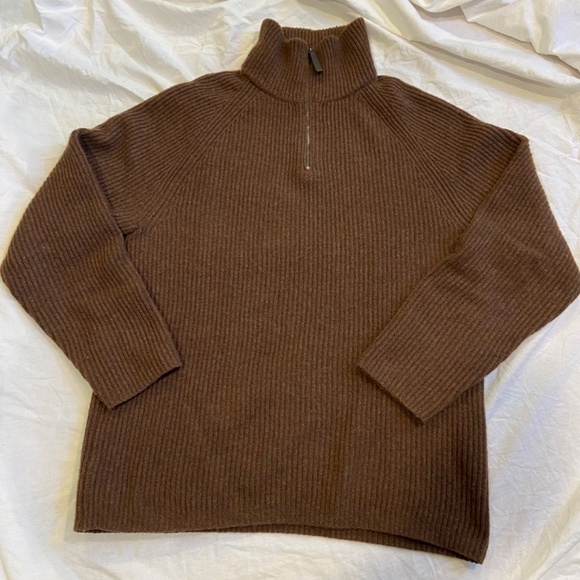 Banana Republic Italian Wool-Blend Half-Zip Sweater - Size M, Brown, Like New - Picture 5 of 8